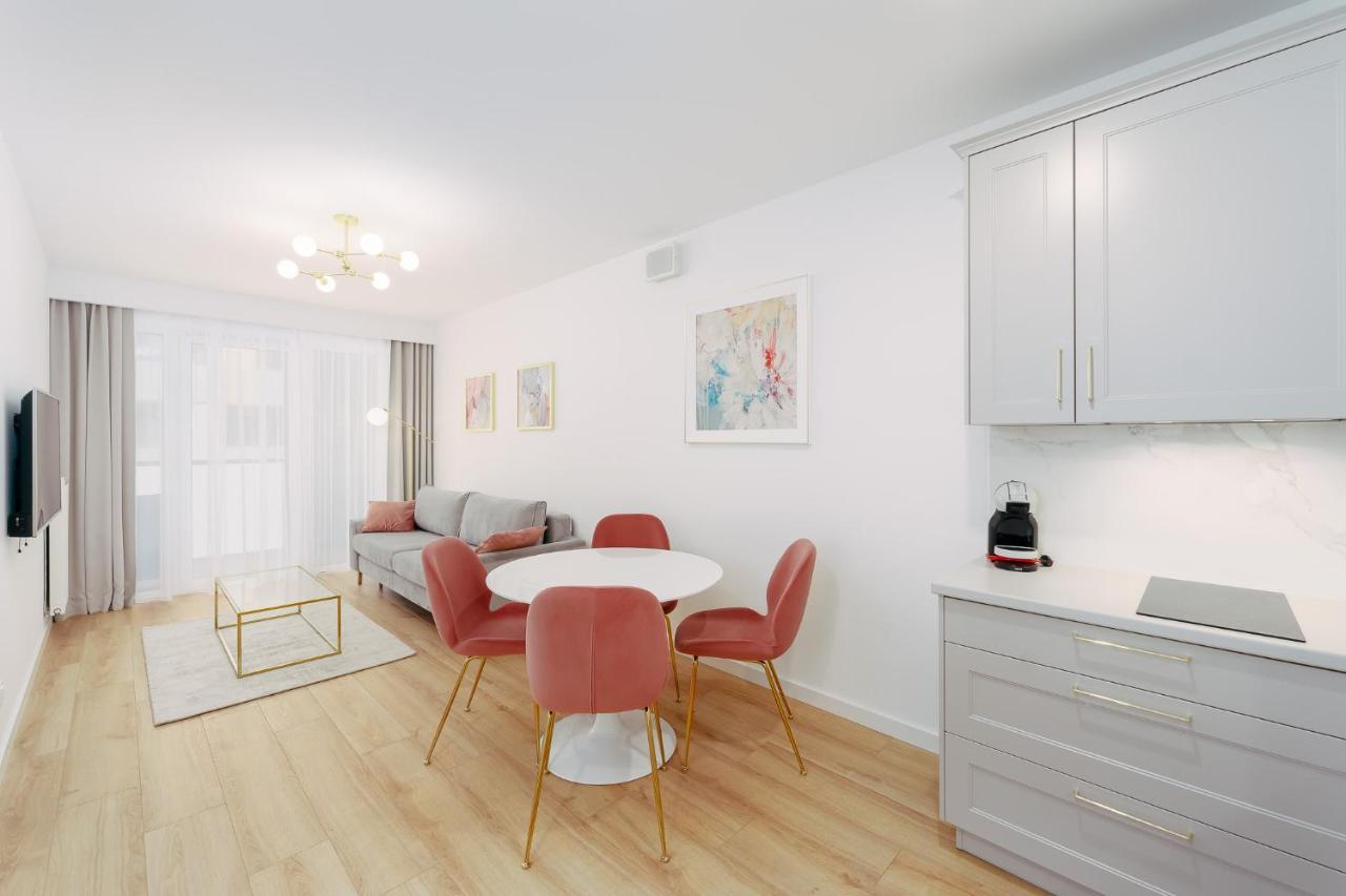 Faro Apartamenty Kasprowicza 20 Basen W Cenie Schwimmbad Im Preis Kolobrzeg Bagian luar foto